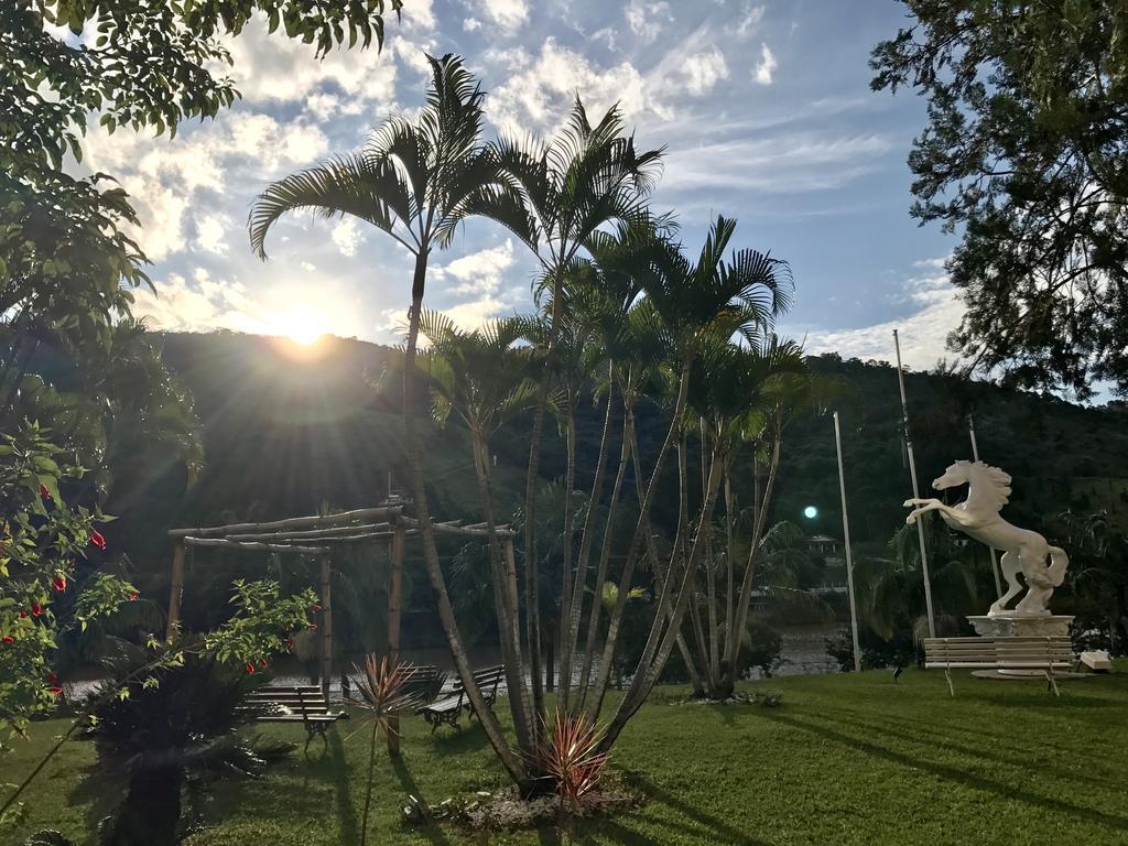 Cavalinho Branco Apartamento Aparthotel Águas de Lindóia Exterior foto